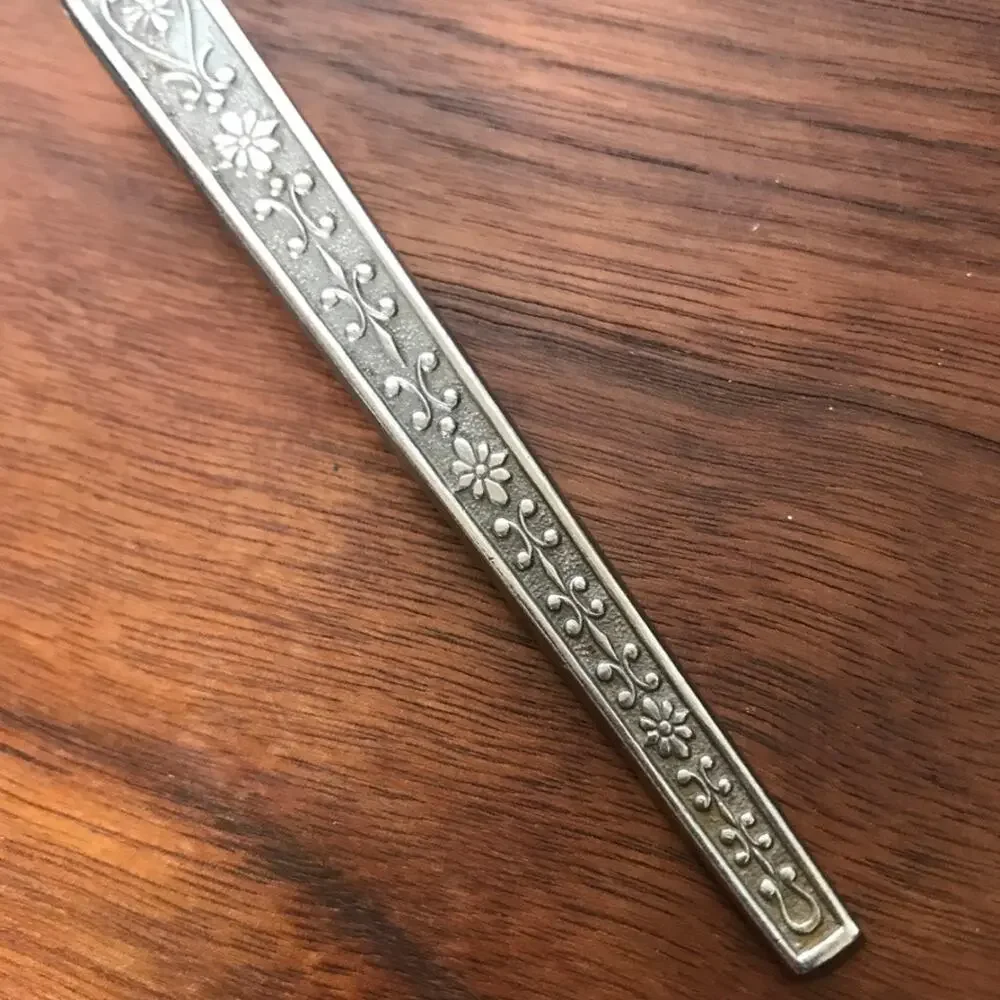 Riviera Cordova stainless flatware - single dinner fork 71/2